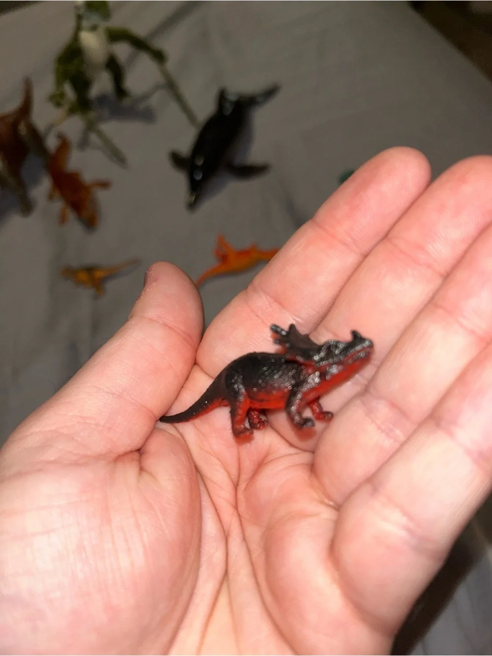 Bundle of 8 Assorted Reptile/ Mammal & Dinosaur Toy Set